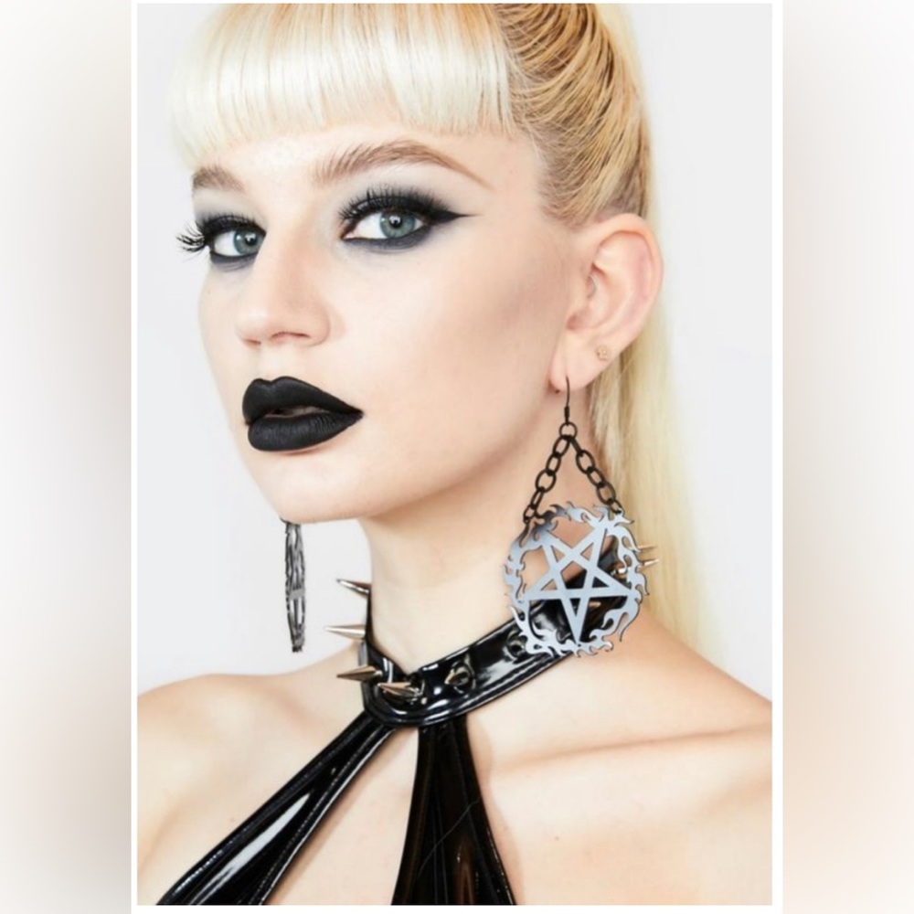 Dollskill “Evil Burns Flame Pentagram Earrings”